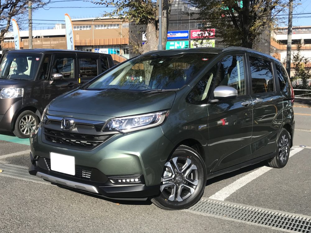 フリード クロスター 入荷しました Honda Cars 八王子南 東京都のhonda正規ディーラー