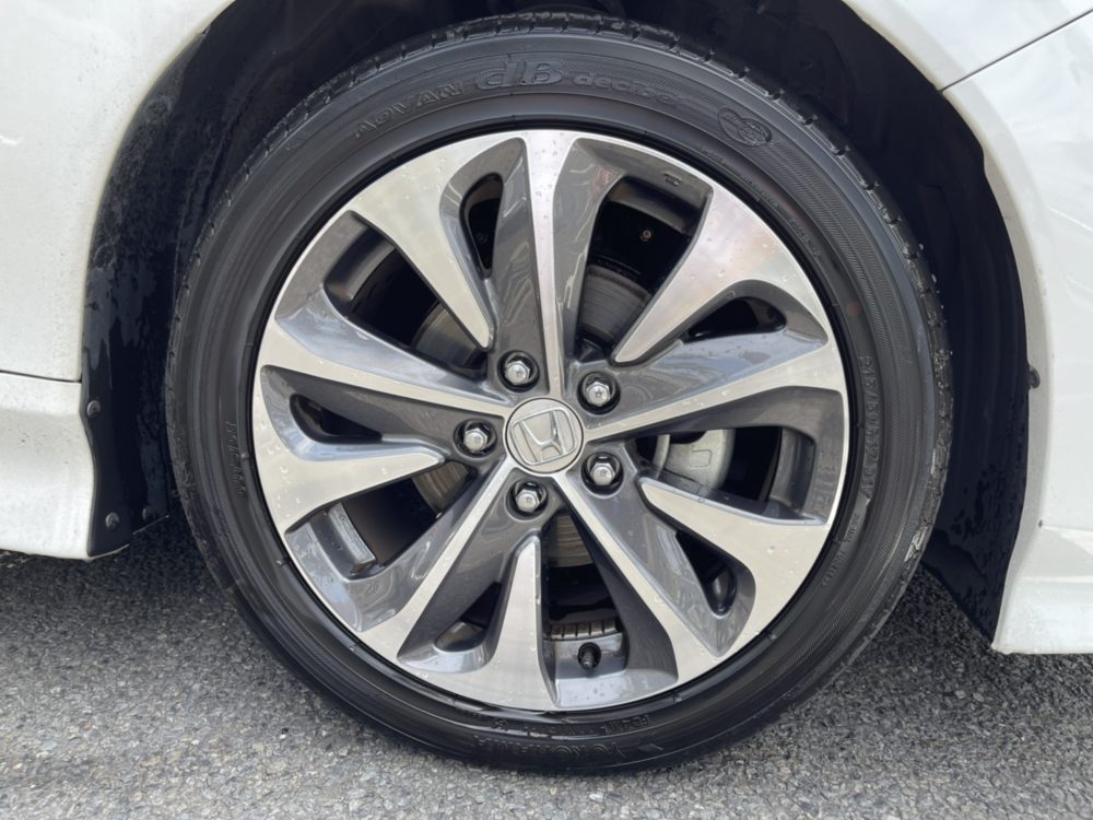 快適装備 ノイズリデューシングアルミホイール Honda Cars 八王子南 東京都のhonda正規ディーラー 快適装備 ノイズリデューシングアルミホイール Honda Cars 八王子南 東京都のhonda正規ディーラー